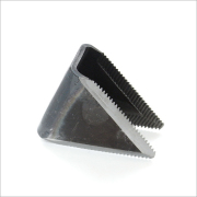 クボタ　両面刃ノコ目1